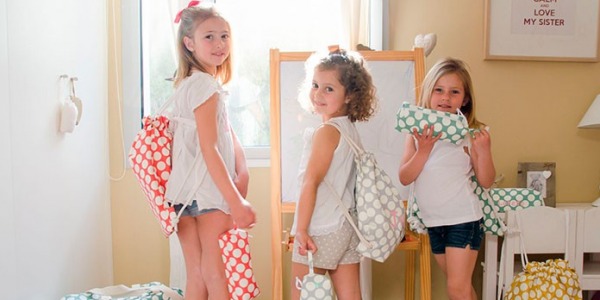 Descubre las mochilas con iniciales para niños de Sara Revert